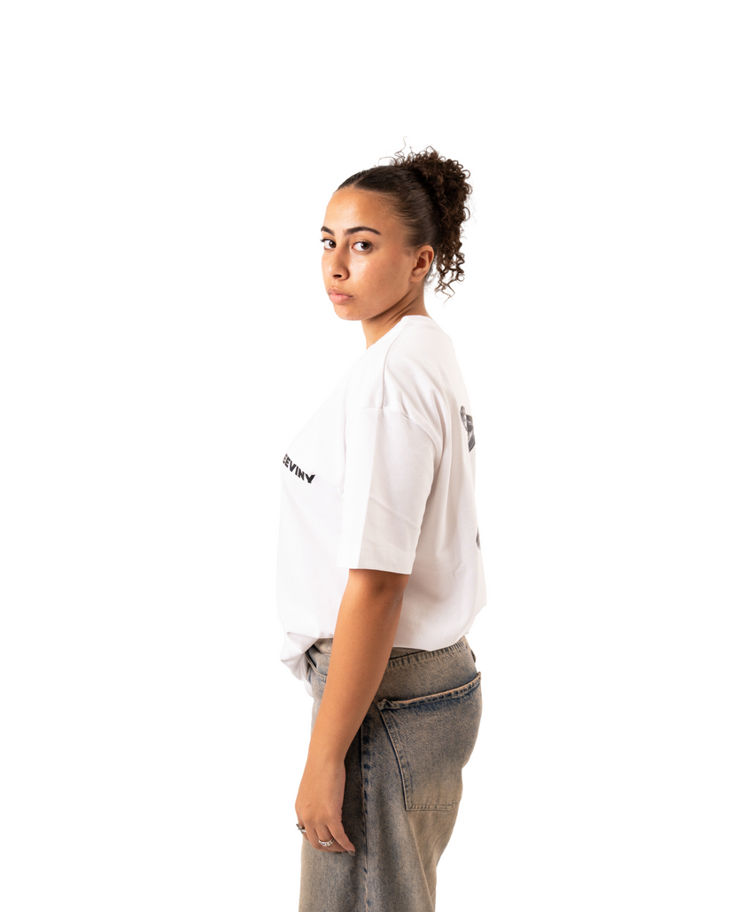 SIGNATURE DEBUT TEE