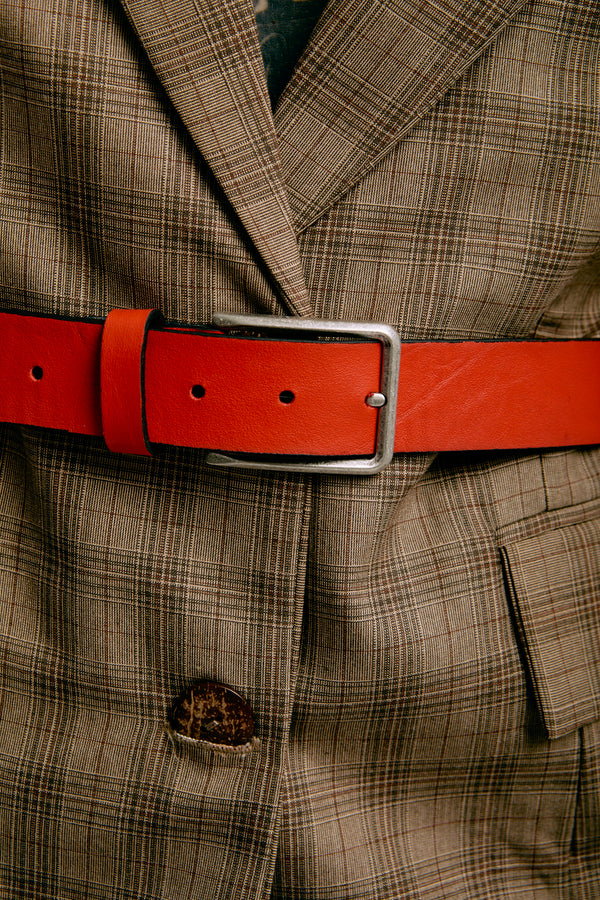 Timeless Edge Black Leather Belt with Rustic Buckle
