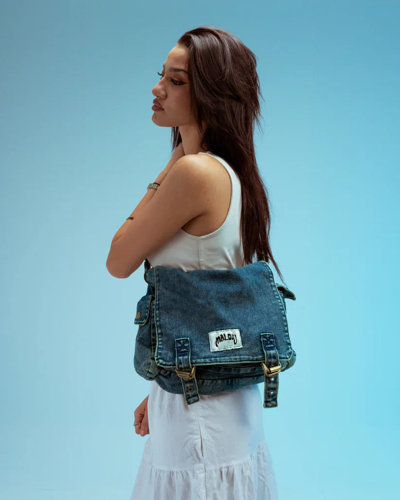 DENIM BLUE MASTER