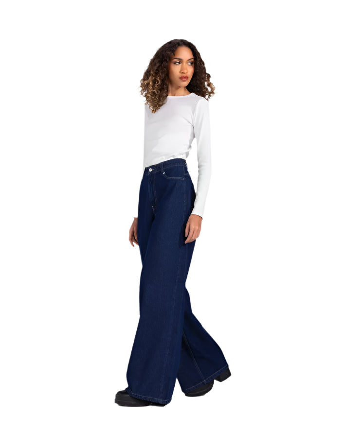 Basic wide-leg pants in raw blue
