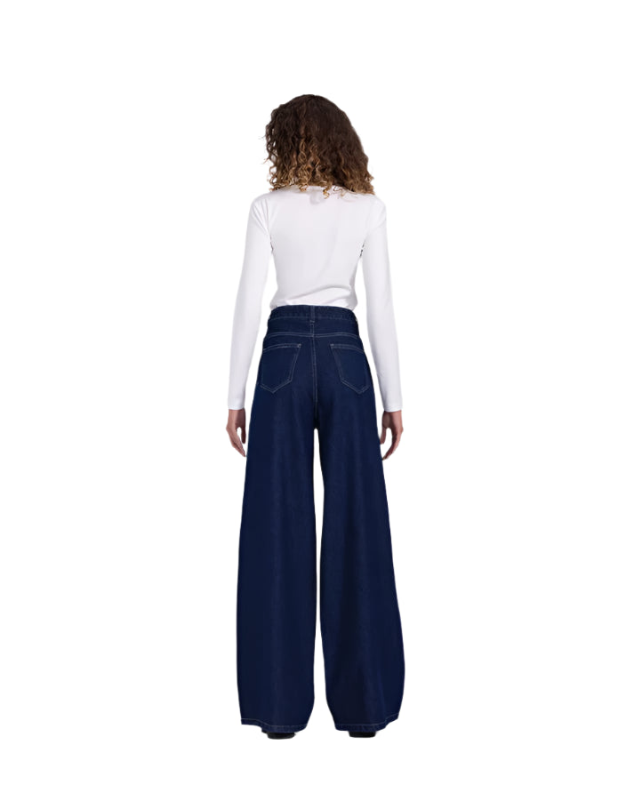 Basic wide-leg pants in raw blue