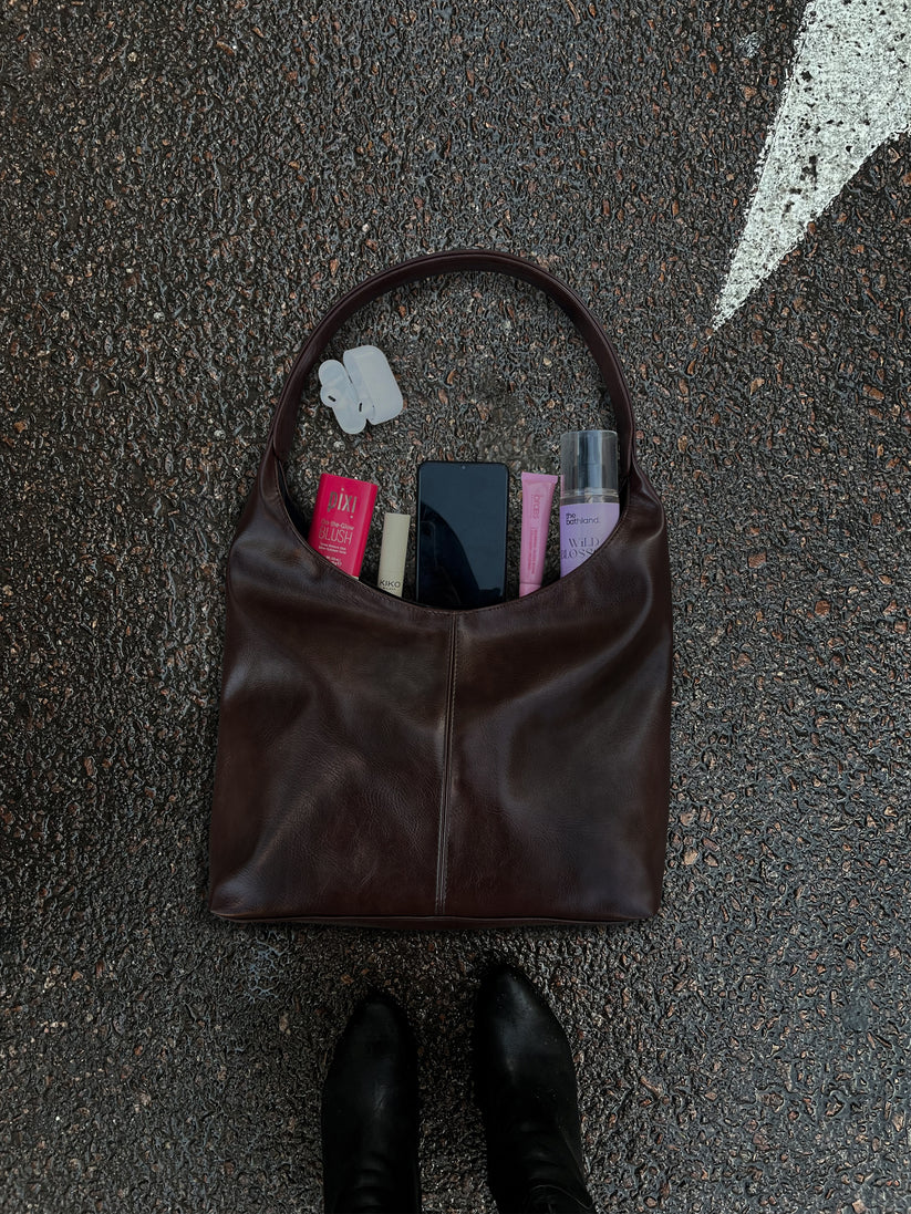 HOBO BAG GLOSSY