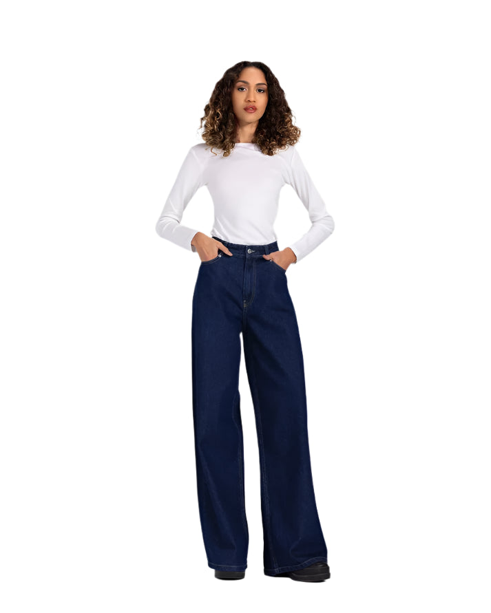 Basic wide-leg pants in raw blue