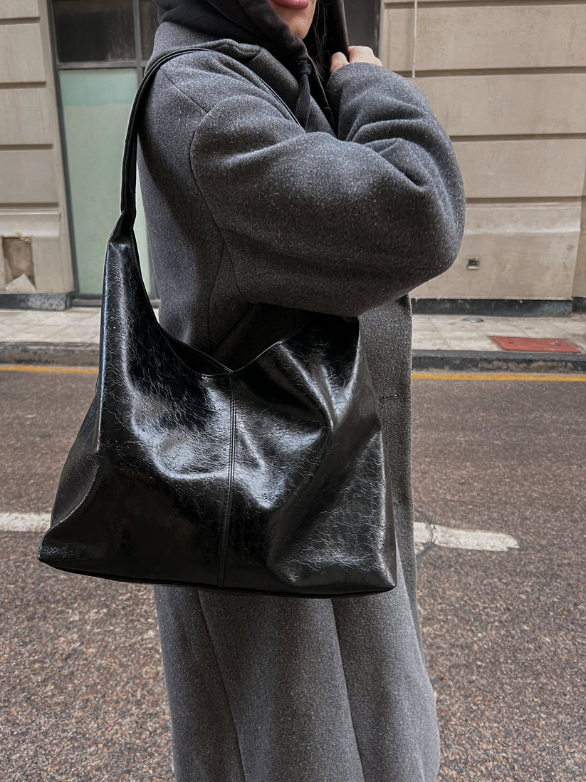 HOBO BAG GLOSSY