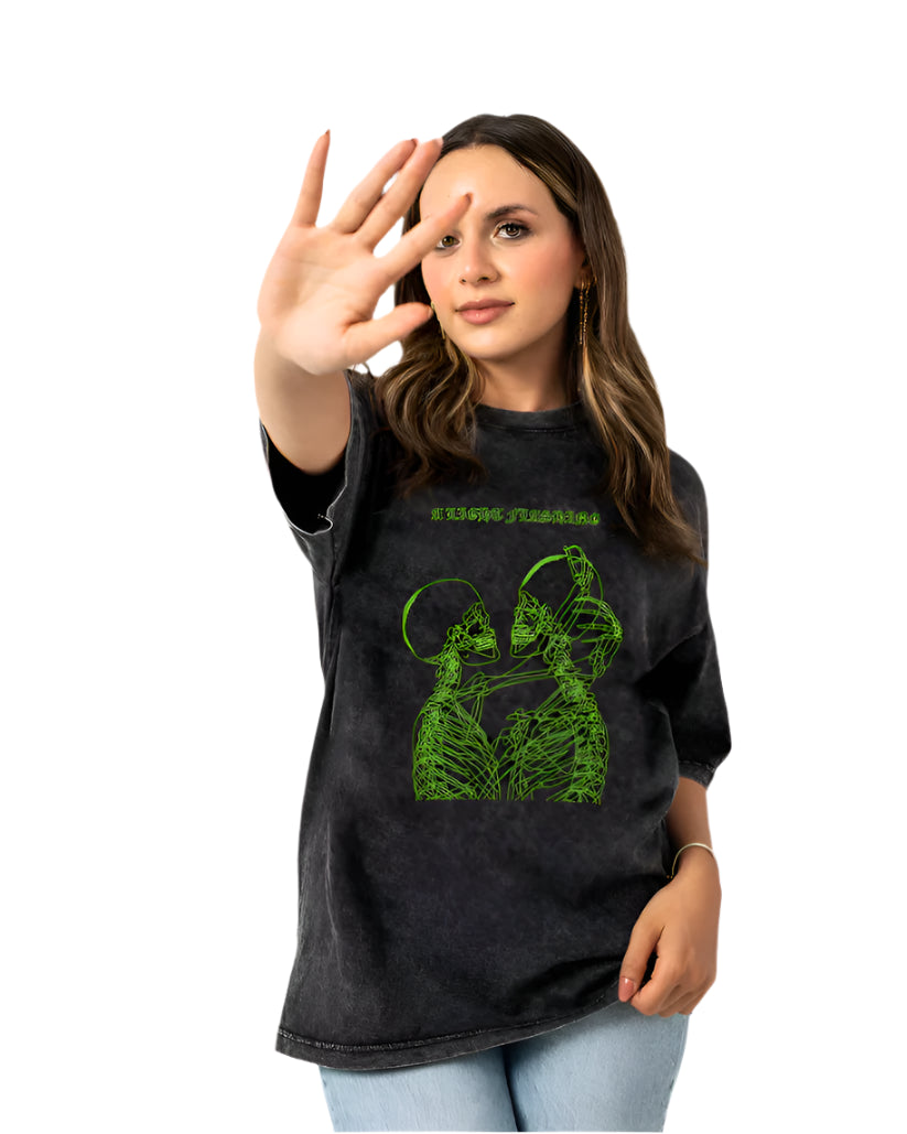 a light for flashing washed t-shirt