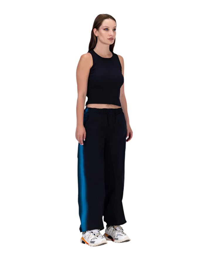 PARACHUTE PANTS IN BLACK "with blue lines"