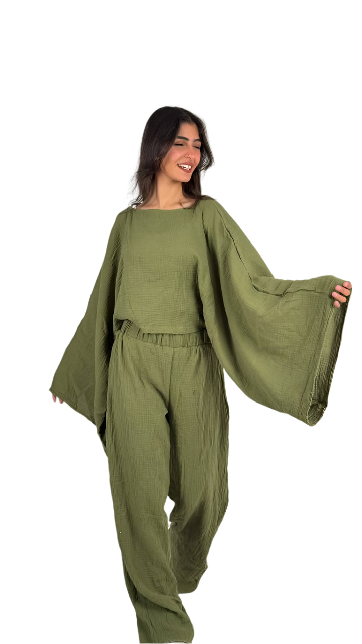Croppi Off-shoulder Set