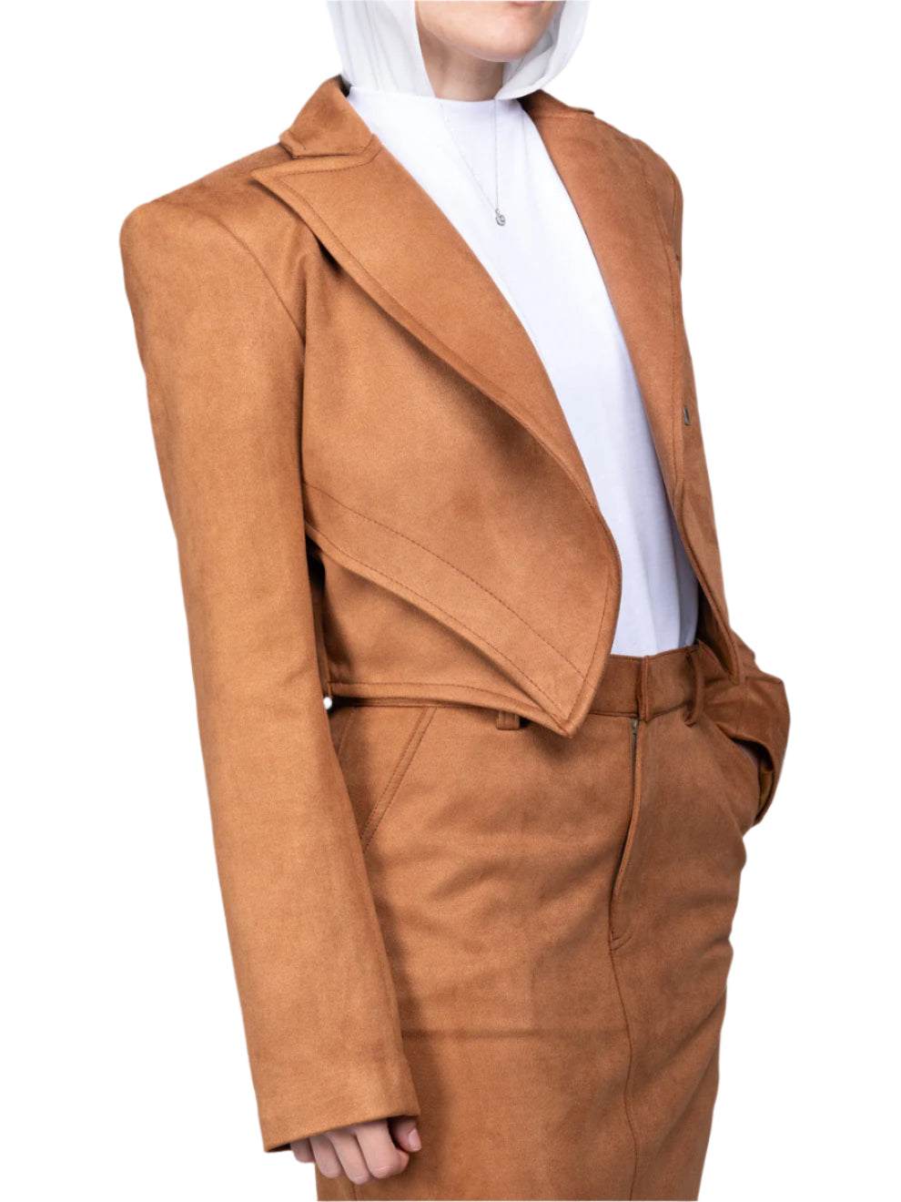 THE CAMEL SET IN SUEDE